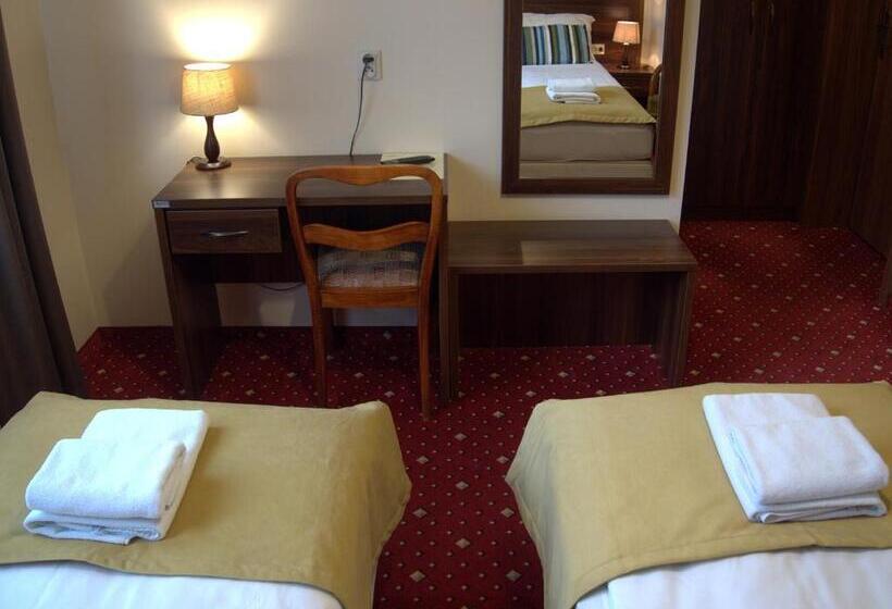 בית מלון כפרי Kochanów