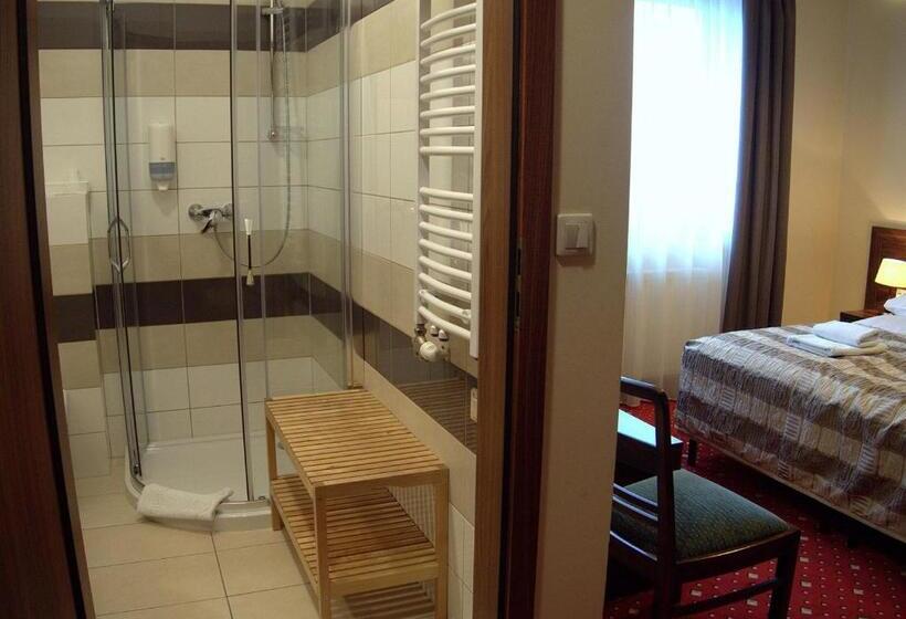 בית מלון כפרי Kochanów