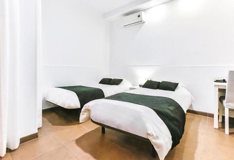 هتل Laramond Barcelona Rooms