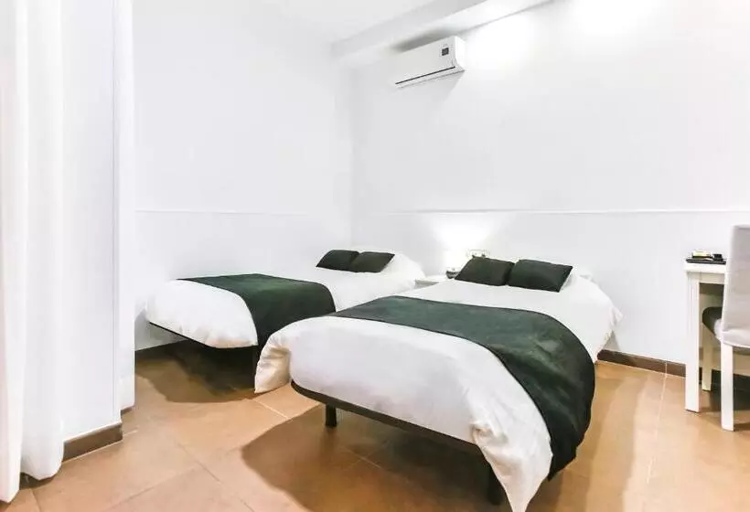 هتل Laramond Barcelona Rooms