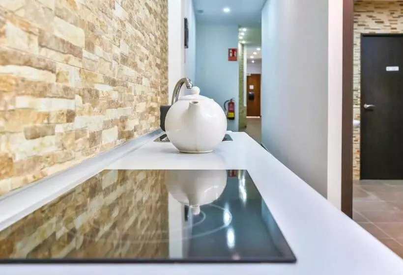 هتل Laramond Barcelona Rooms