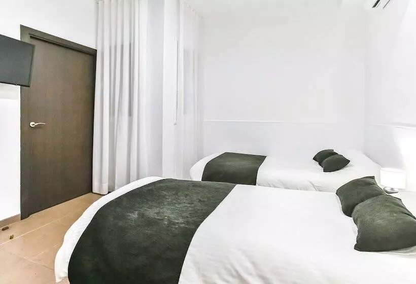 هتل Laramond Barcelona Rooms