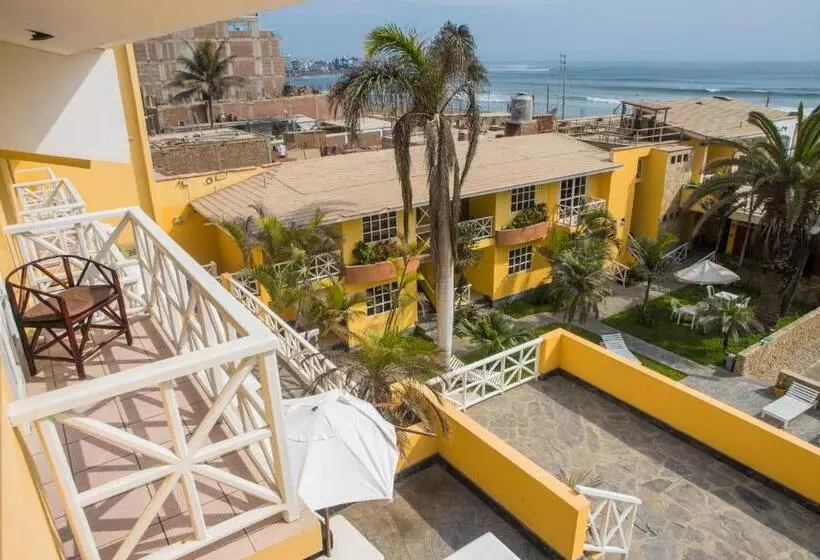هتل Las Palmeras Huanchaco
