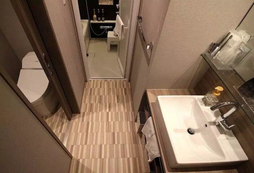 Hotelli Meitetsu Inn Nagoyaeki Shinkansenguchi