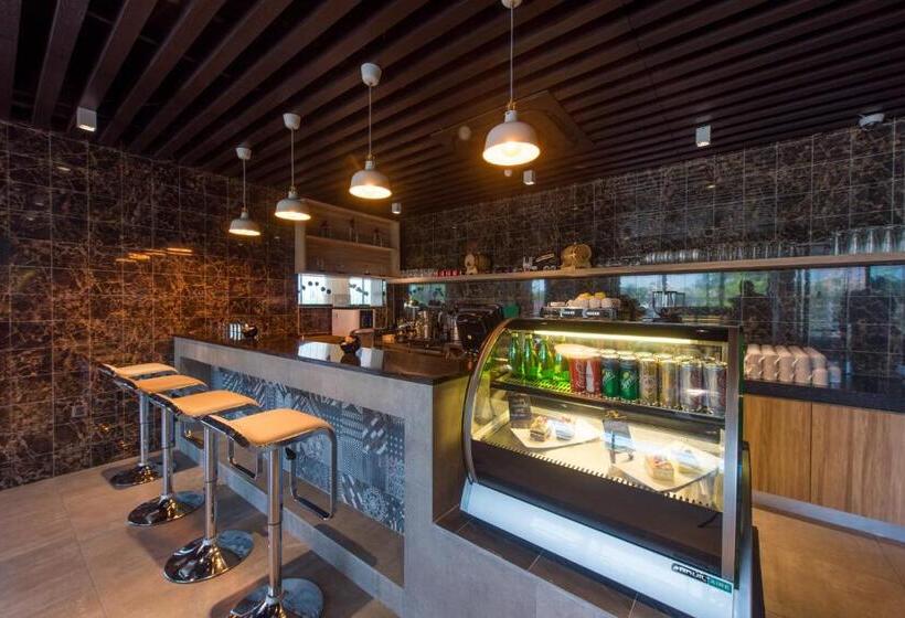 호텔 The Smith House