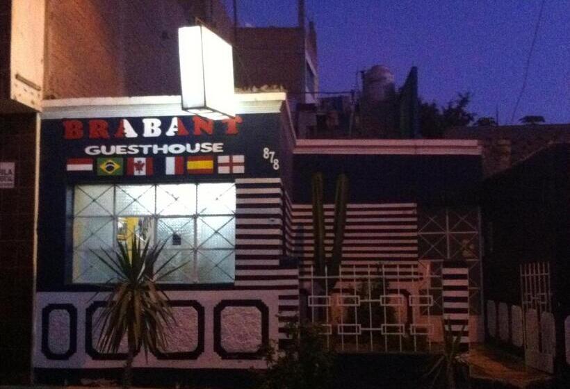 Aamiaismajoitus (B&B) Brabant Hostal