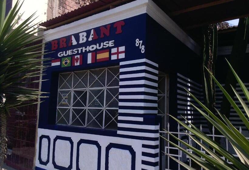 Aamiaismajoitus (B&B) Brabant Hostal