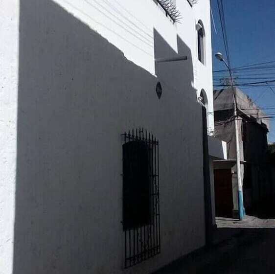 تختخواب و صبحانه La Casa De Ana Peru