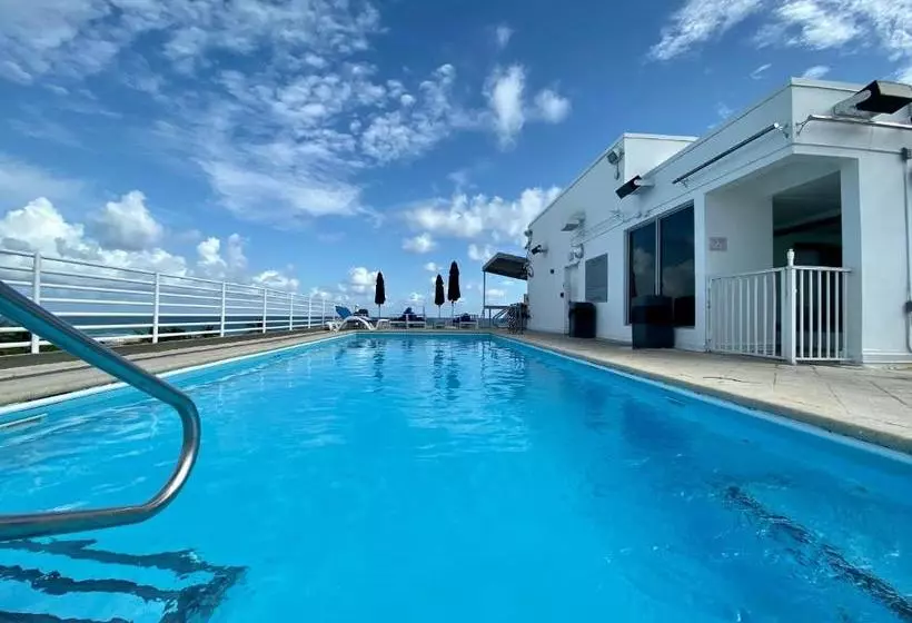 Suites At Congress Ocean Drive