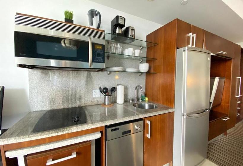 Suites At Congress Ocean Drive