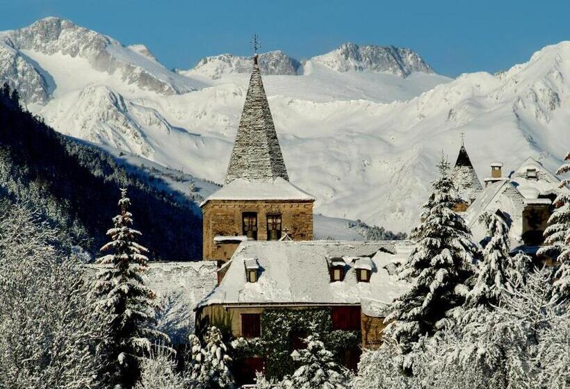 Отель Snö Beret