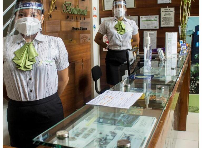 בית מלון כפרי Boulevard Plaza