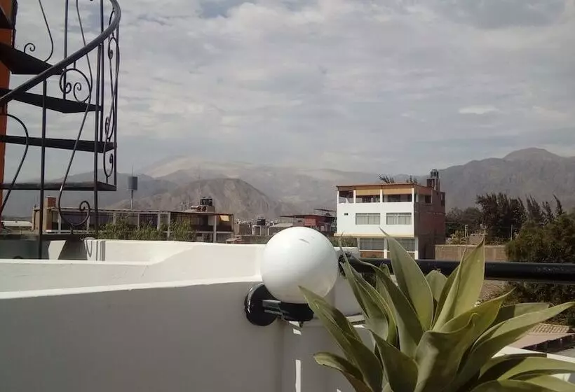 هتل Buen Pastor   Hostel