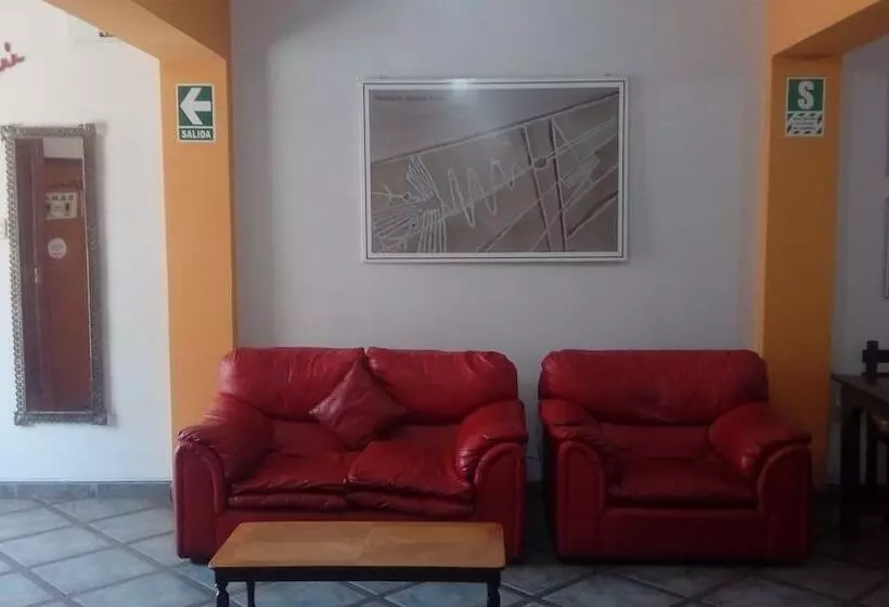 هتل Buen Pastor   Hostel