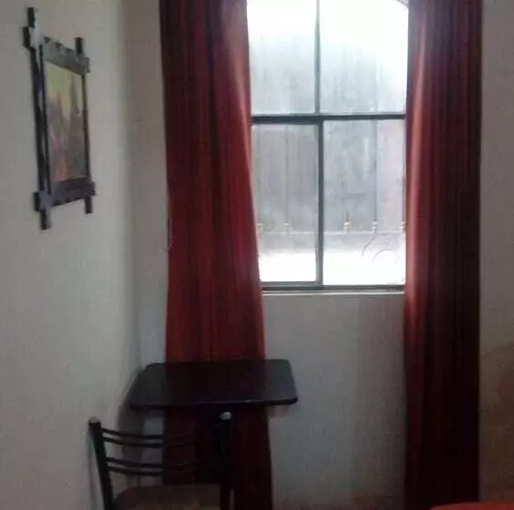 هتل Buen Pastor   Hostel