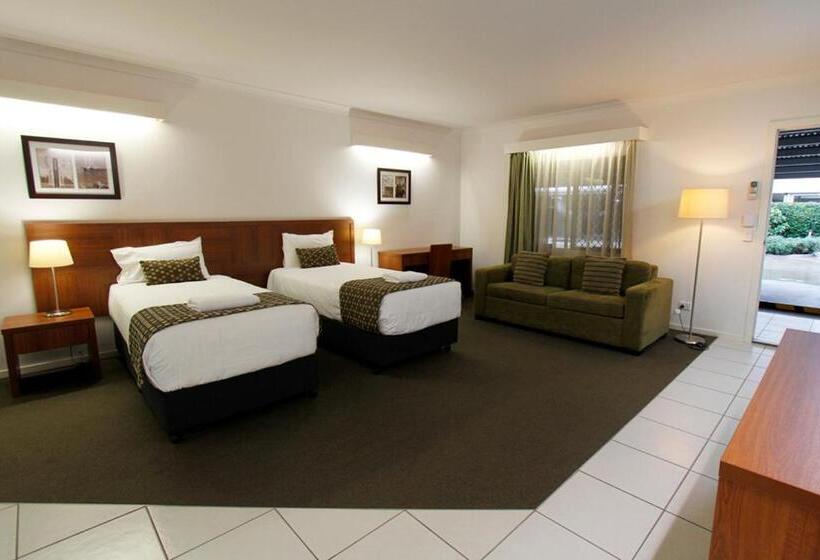 Отель Chinchilla Downtown Motor Inn