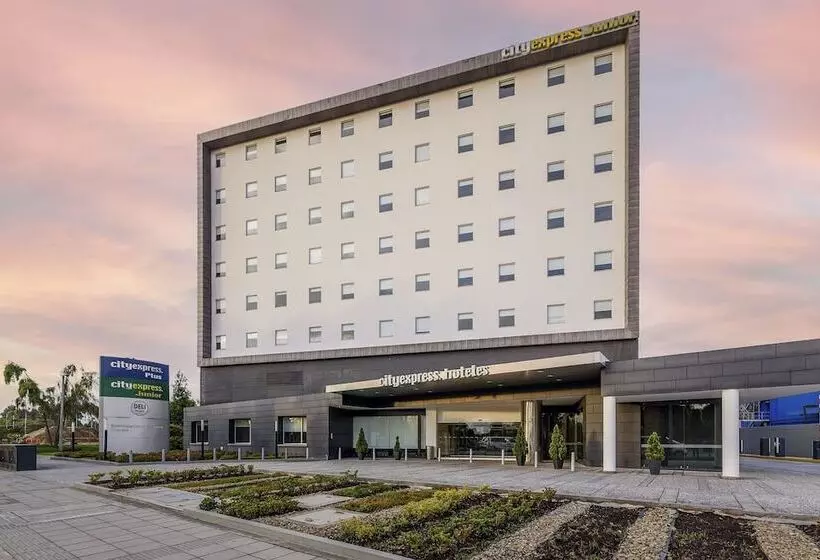 Hotelli City Express Junior By Marriott Bogota Aeropuerto