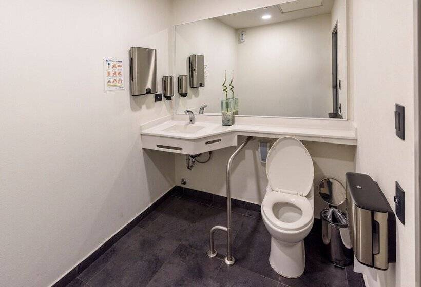 Отель City Express Junior By Marriott Bogota Aeropuerto