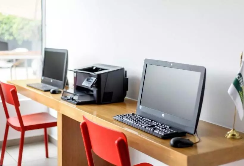 Hotelli City Express Junior By Marriott Bogota Aeropuerto