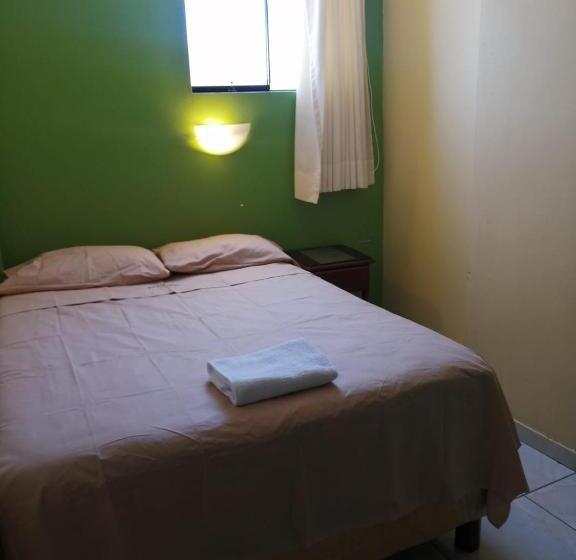 בית מלון כפרי Hostal Boulevard