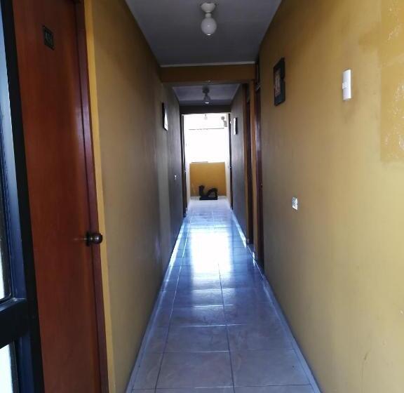 בית מלון כפרי Hostal Boulevard