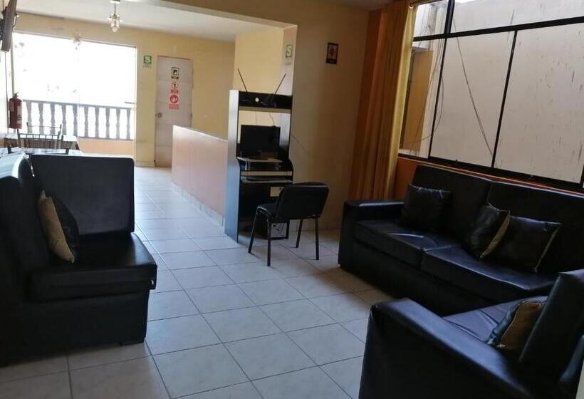 בית מלון כפרי Hostal Boulevard