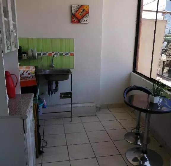 هتل Hostal Boulevard