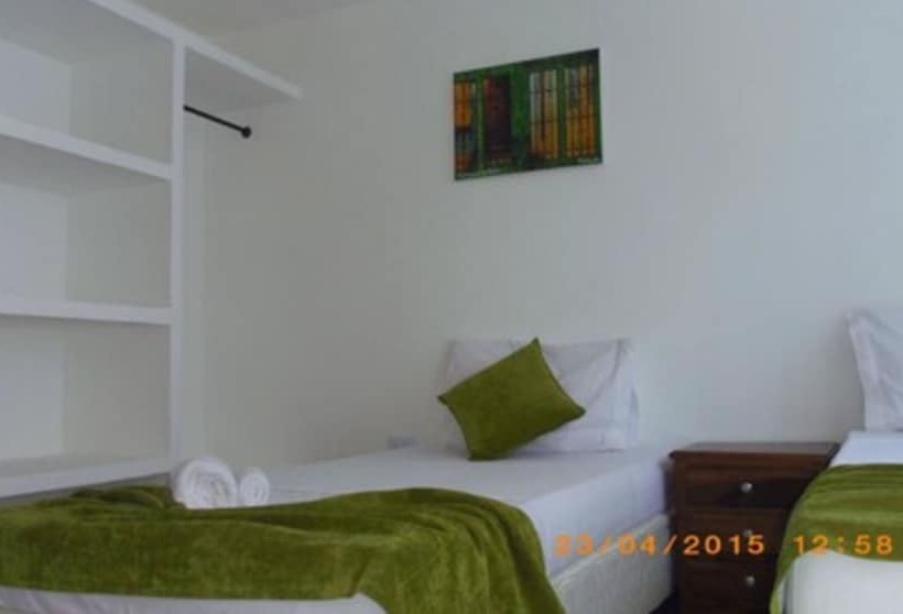 Mintaka Hotel + Lounge