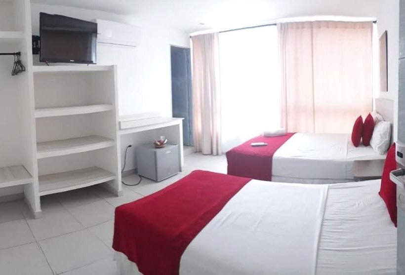 Mintaka Hotel + Lounge