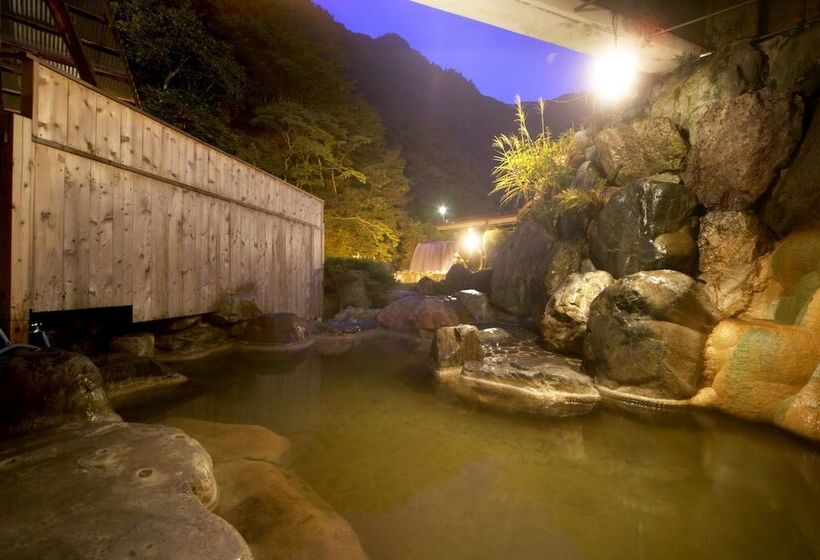 בית מלון כפרי Ogawa