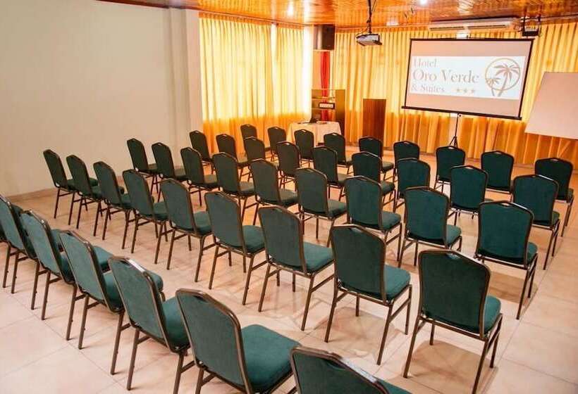 Hotel Oro Verde & Suites
