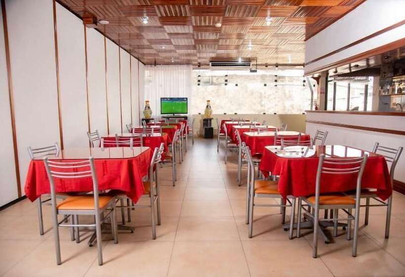 Hotel Oro Verde & Suites