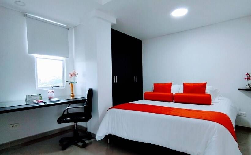 هتل Piaro In Suites