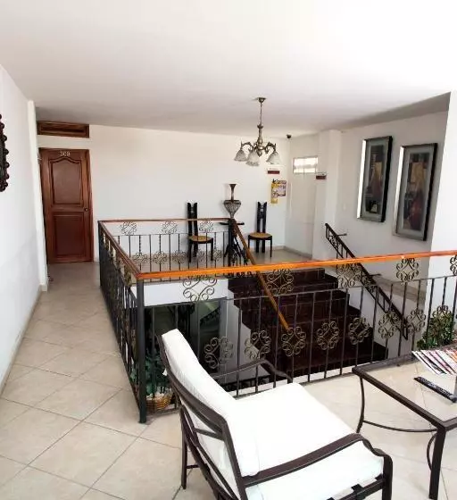 Hotelli Plaza Ventura