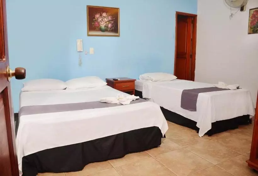 Hotelli Plaza Ventura