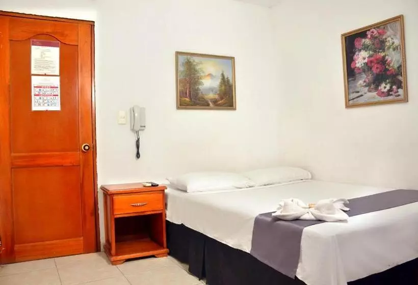 Hotelli Plaza Ventura