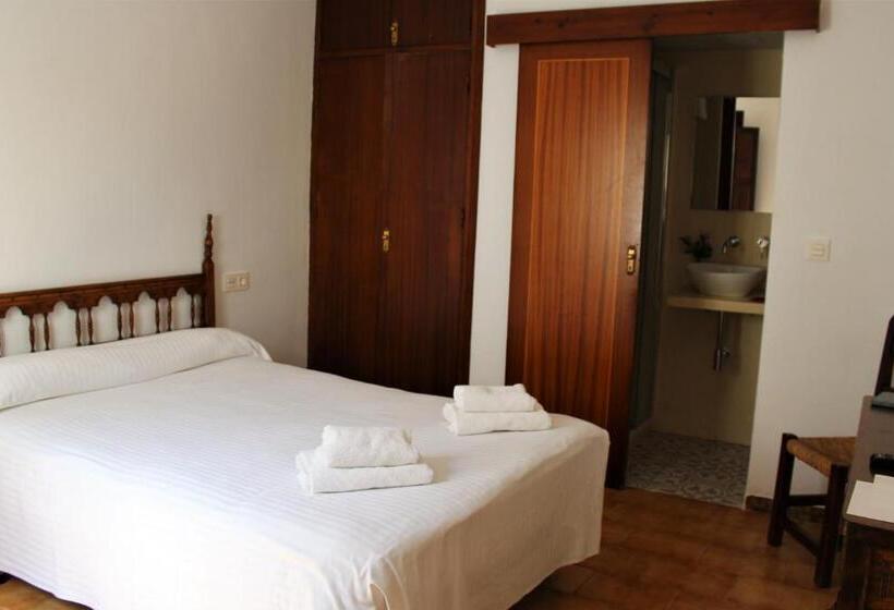 Pension Sevillano