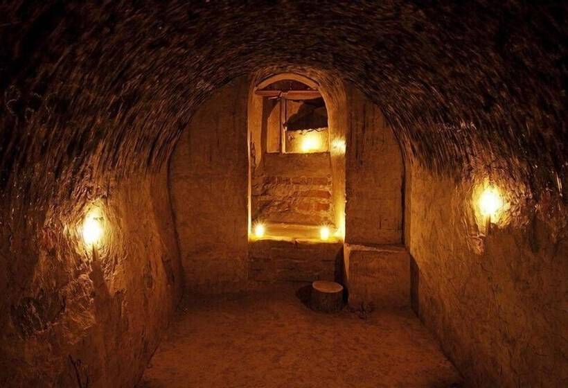 Qala Hotel & Resorts