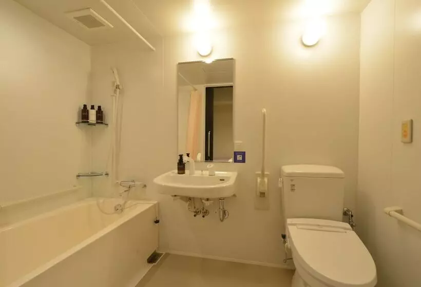 هتل Sanrriott Shinsaibashi