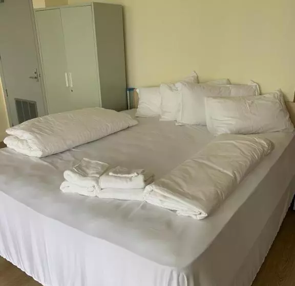 Garden Hostel