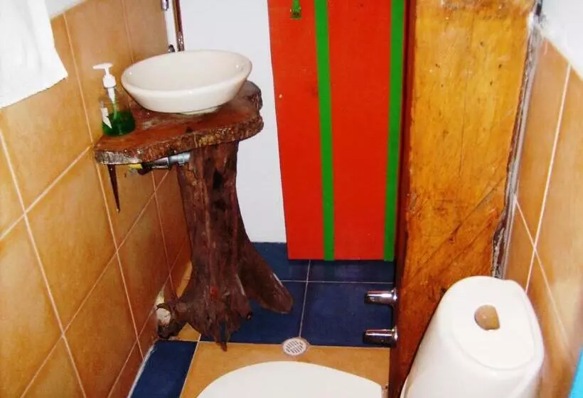 ユースホステル Hostal Estrella De Agua