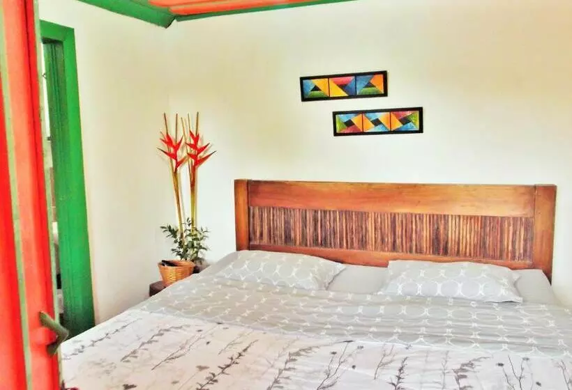 ユースホステル Hostal Estrella De Agua