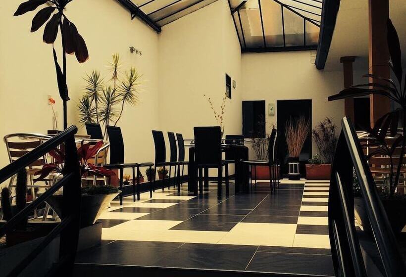 تختخواب و صبحانه Alicante