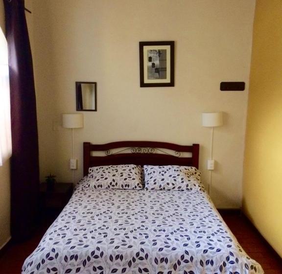 هاستل El Caracol