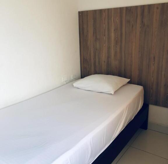 Отель Center Plaza Plus