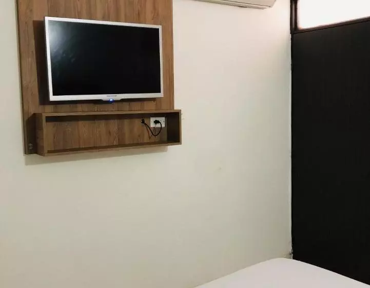 هتل Center Plaza Plus