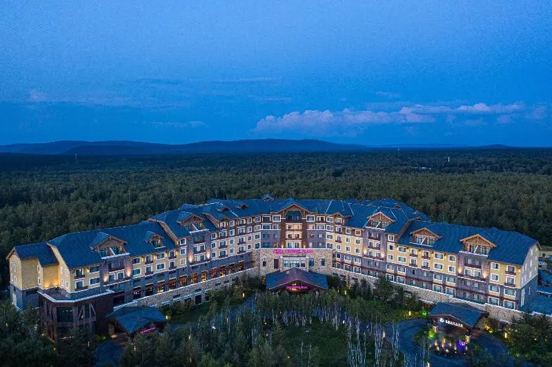 Hotelli Crowne Plaza Resort Changbaishan Hot Spring, An Ihg