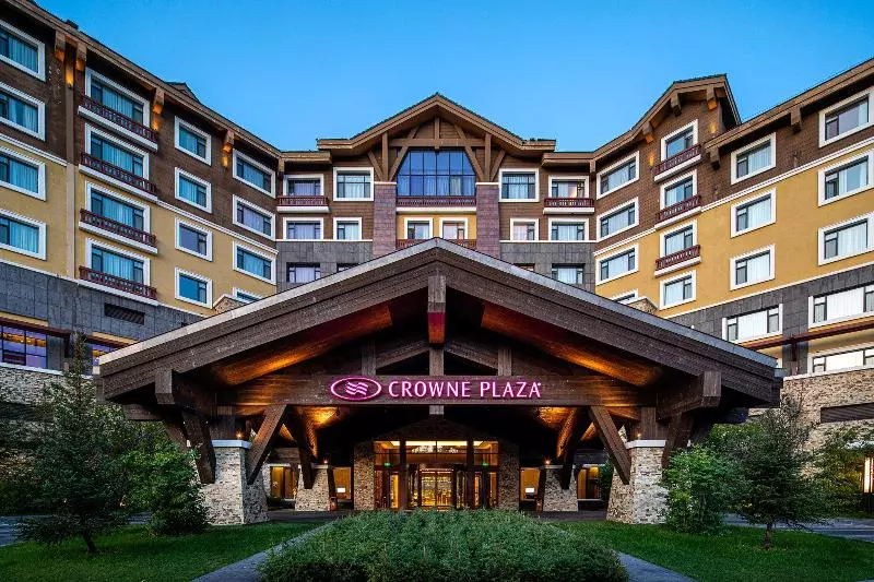 Hotelli Crowne Plaza Resort Changbaishan Hot Spring, An Ihg