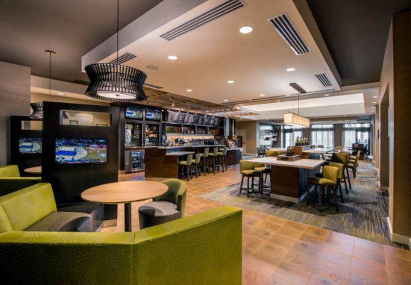 ホテル Dene & Conference Centre