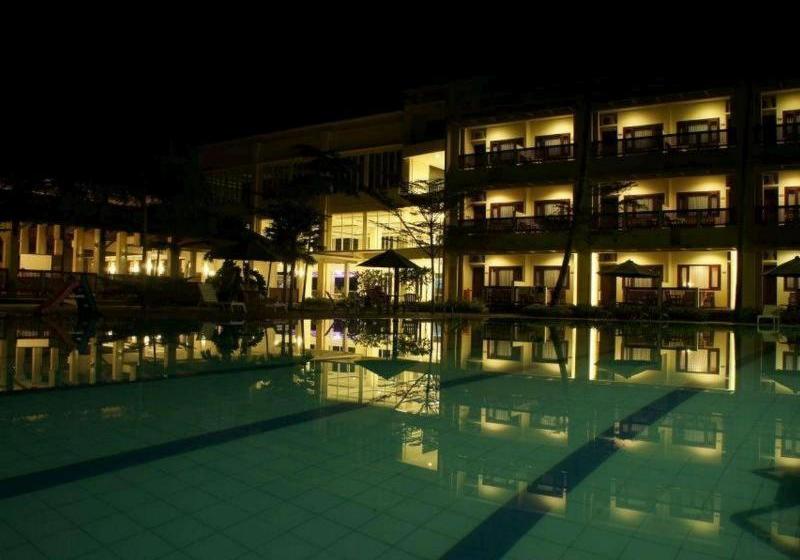 فندق Pantai Indah Resort  Timur